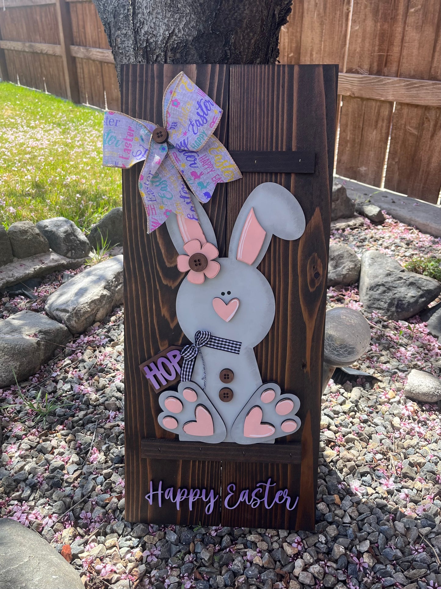 Easter Bunny Pallet Leaner DIY with paint/glue kit