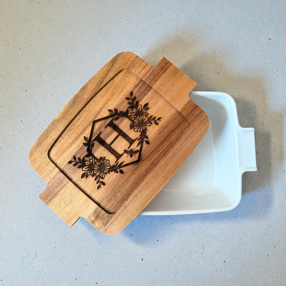 Personalized Casserole Dish With Wooden cover