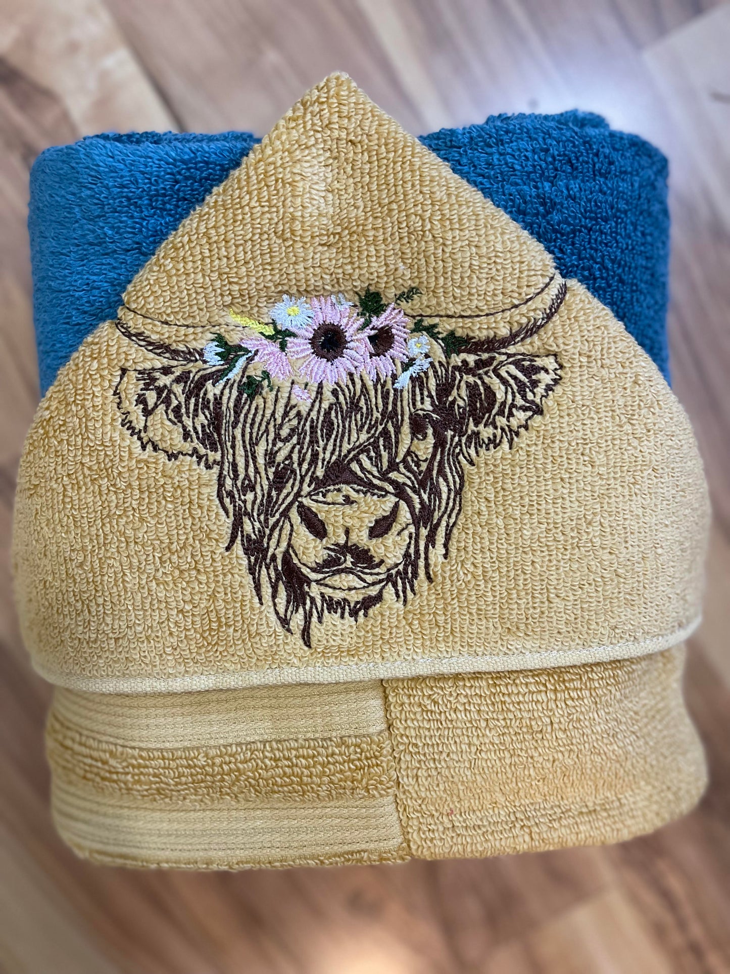 Highland Cow Hooded Towel for Children